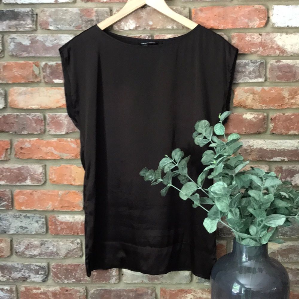 NY & Company XS Silky Brown Short Sleeve Blouse - Picture 5 of 5